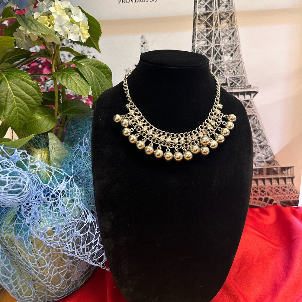 silver tone pearl necklace